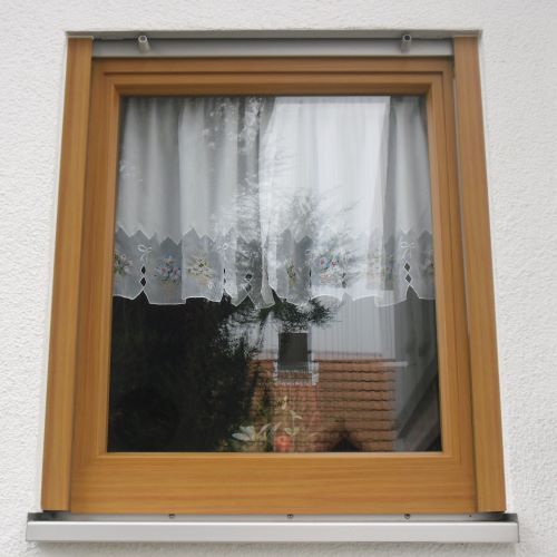 Holzfenster verkleidet mit Aluminium in Holzoptik douglas 