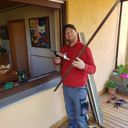 Montage der Aluverkleidung in Offenburg