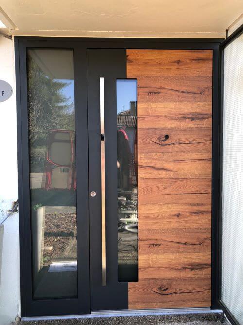 Haustüre in Holzoptik bei Speyer