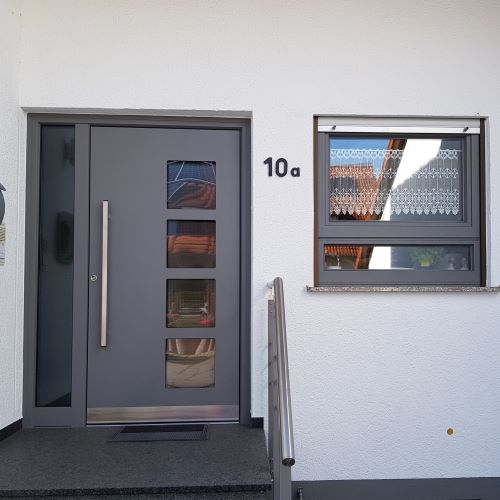 Haust&uuml;re Rastatt