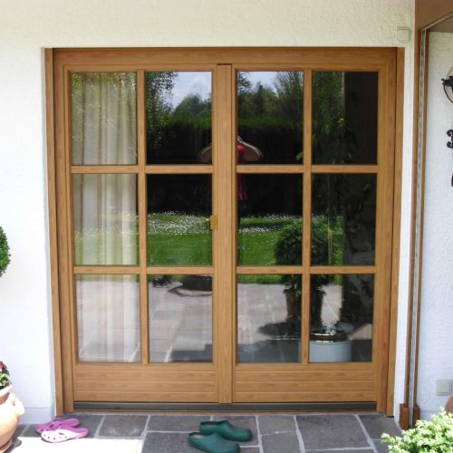 Aluverkleidung Sprossenfenster