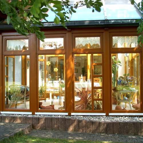 Wintergarten verblenden mit Alu in hellbraun 