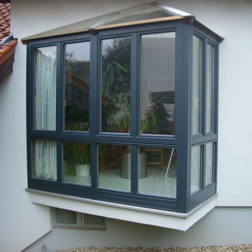 Wintergarten Verkleidung in dunkelblau